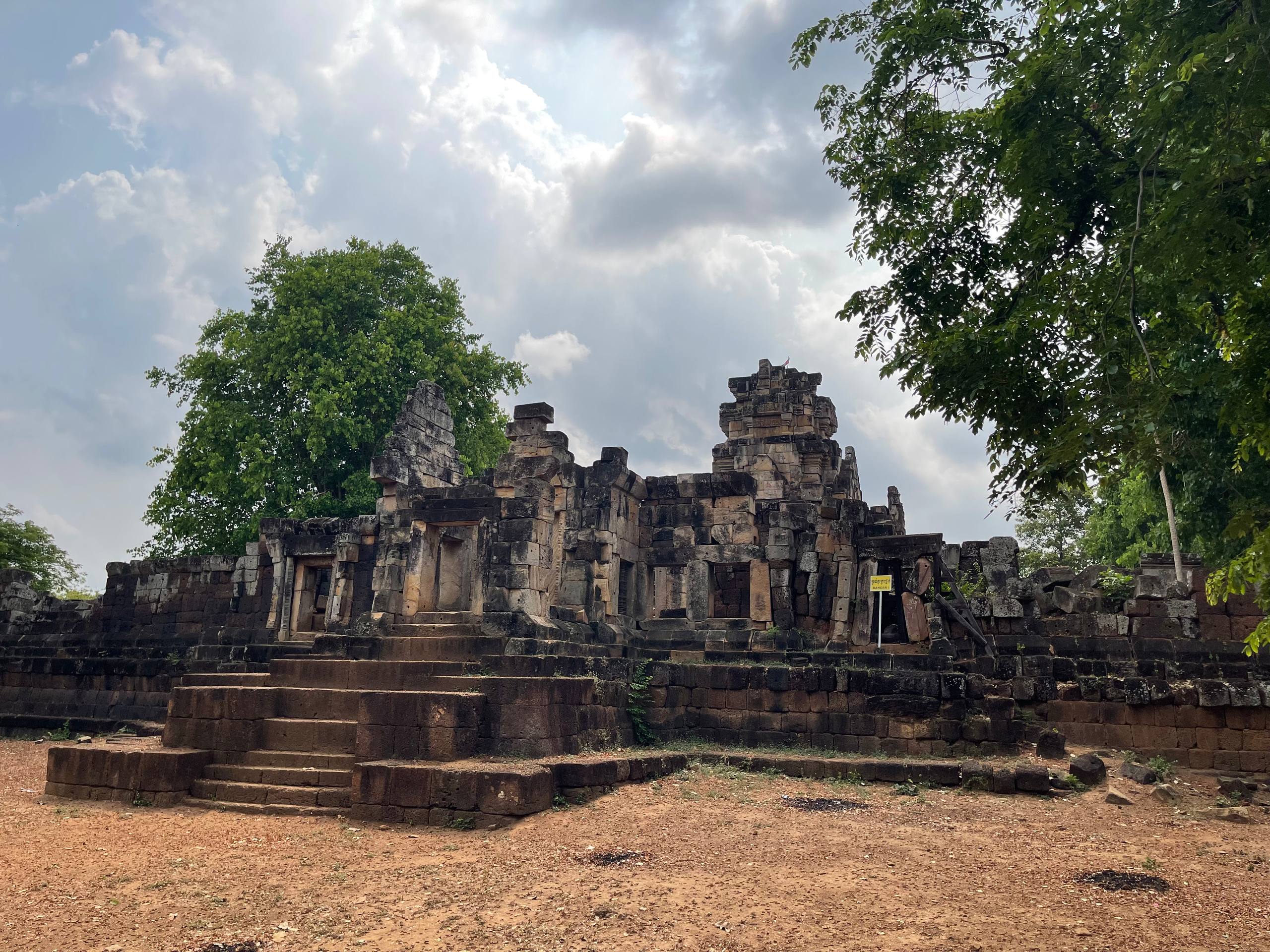 Ek Phnom Temple Cultural Experience